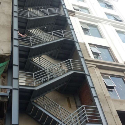 CẦU THANG KHÁCH SẠN PHƯƠNG NAM CÀ MAU