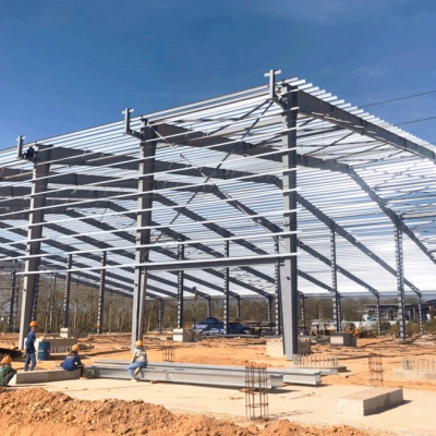 NHÀ XƯỞNG THÉP TIỀN CHẾ CÔNG NGHIỆP NẶNG - GIẢI PHÁP TỐI ƯU CHO DOANH NGHIỆP 